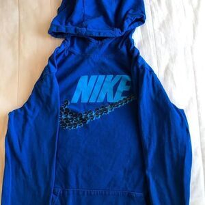 Nike light weight hoodie size XL